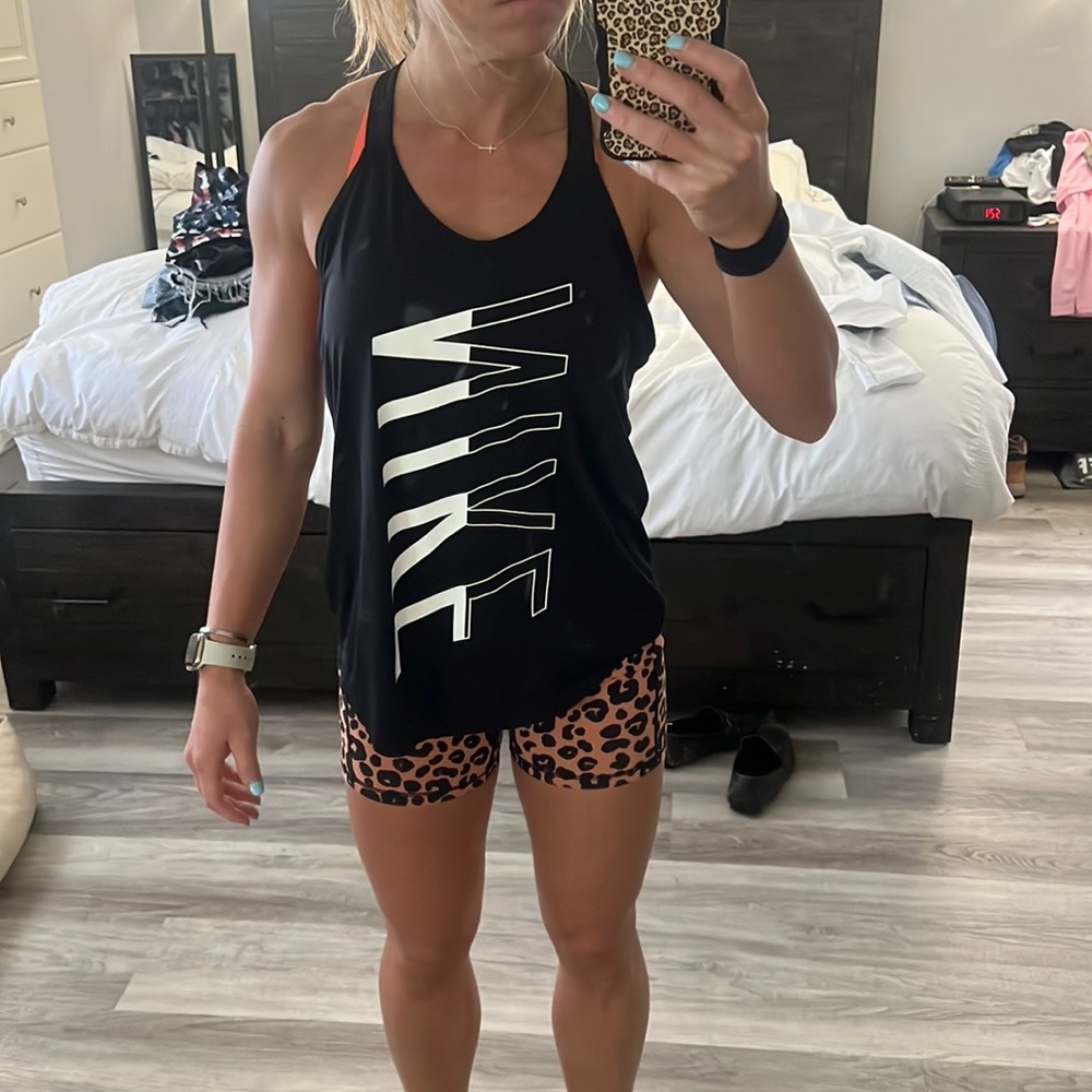 Nike tank